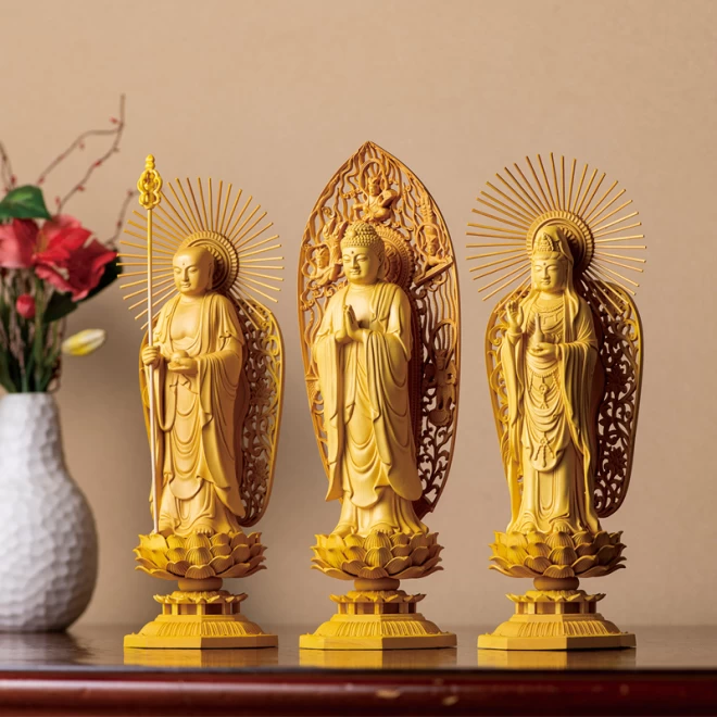 余建暁　黄楊細密彫り『娑婆三聖立像』