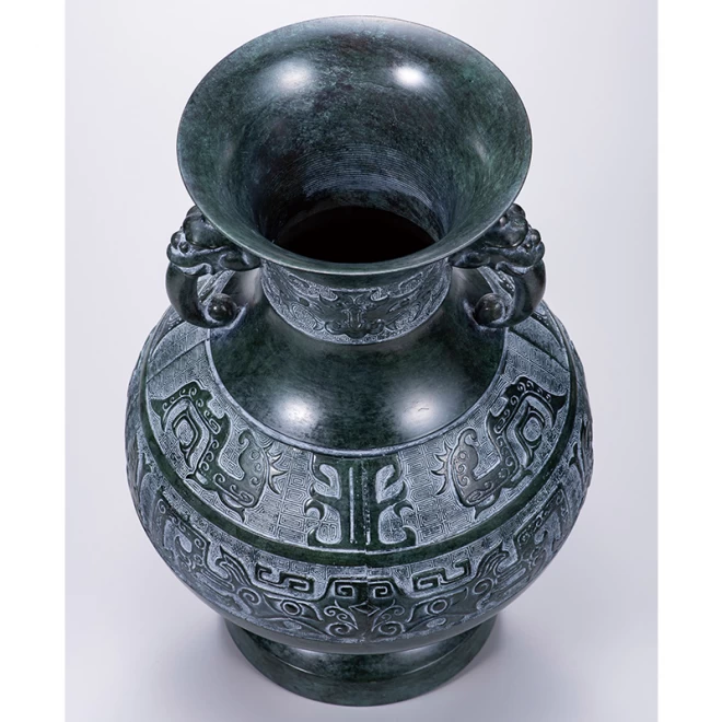 銅製『龍耳饕餮紋大花瓶』