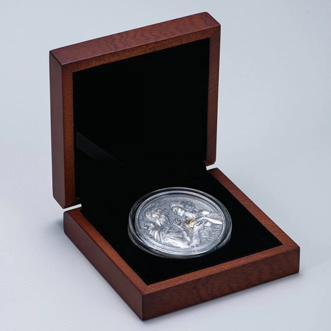 カメルーン発行　ギリシャ神話銀貨　『テセウスとアリアドネ』
