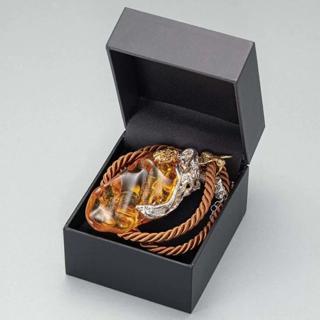 ポーランド産『琥珀の王』銀製ネックレス | 東京書芸館公式ウェブ
