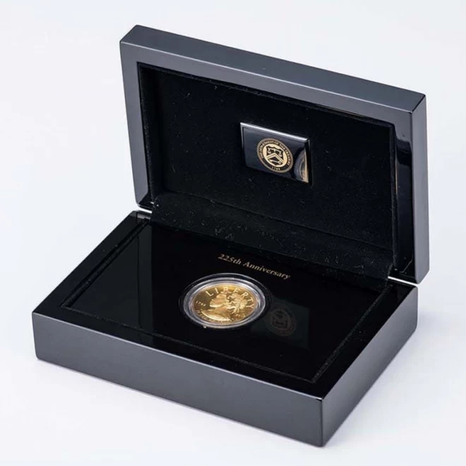 『アメリカ造幣局設立225周年記念100ドルプルーフ金貨』