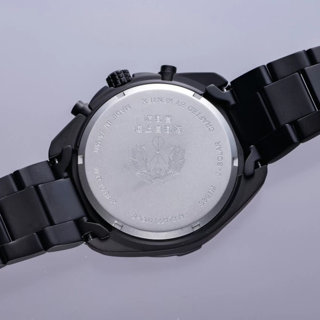 ケンテックス　ソーラー時計『陸自衛隊』モデル